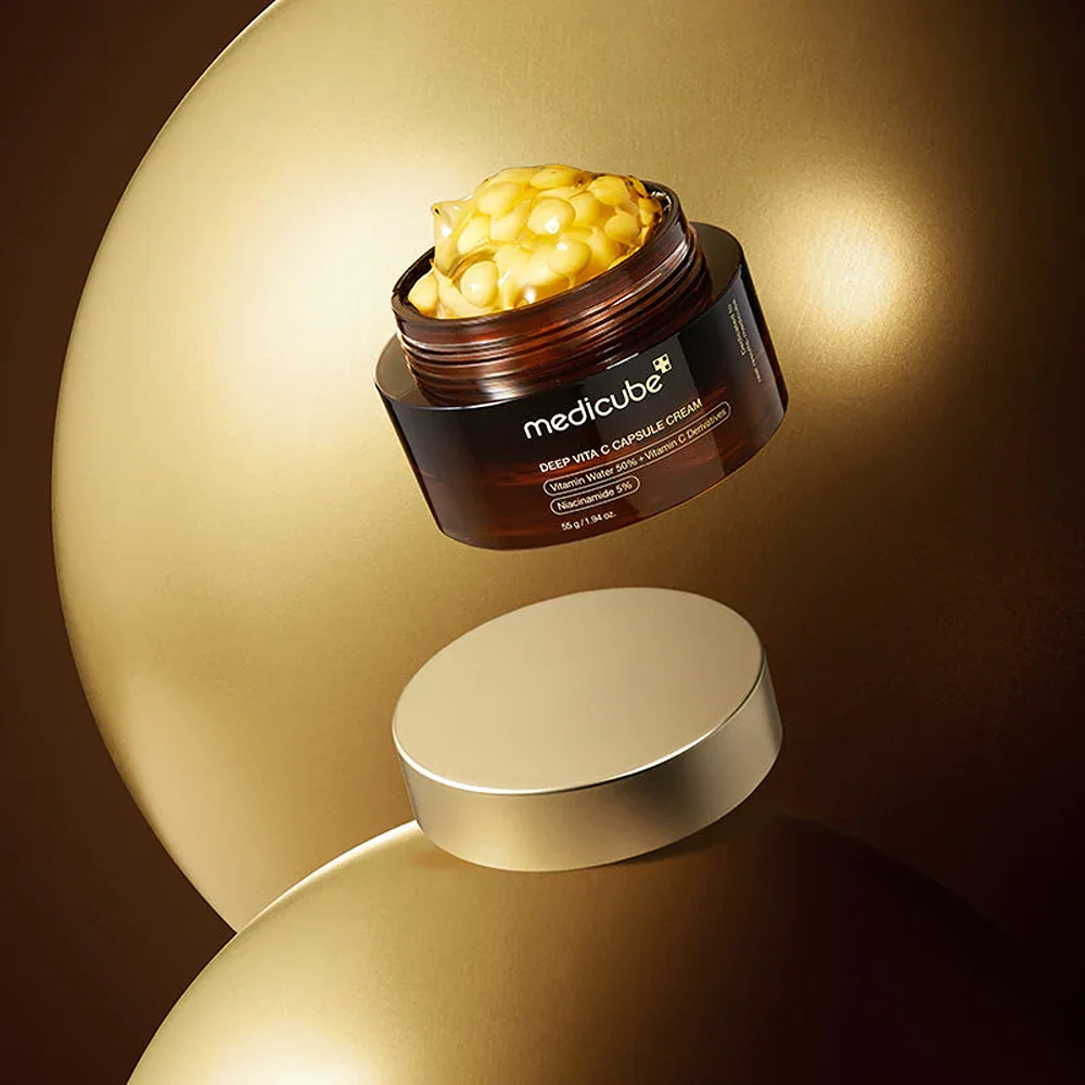 Crème en capsules Medicube Deep Vita C pour l'éclat du teint.